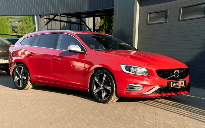 Volvo V60 cena 75900 przebieg: 163000, rok produkcji 2018 z Piotrków Kujawski małe 781